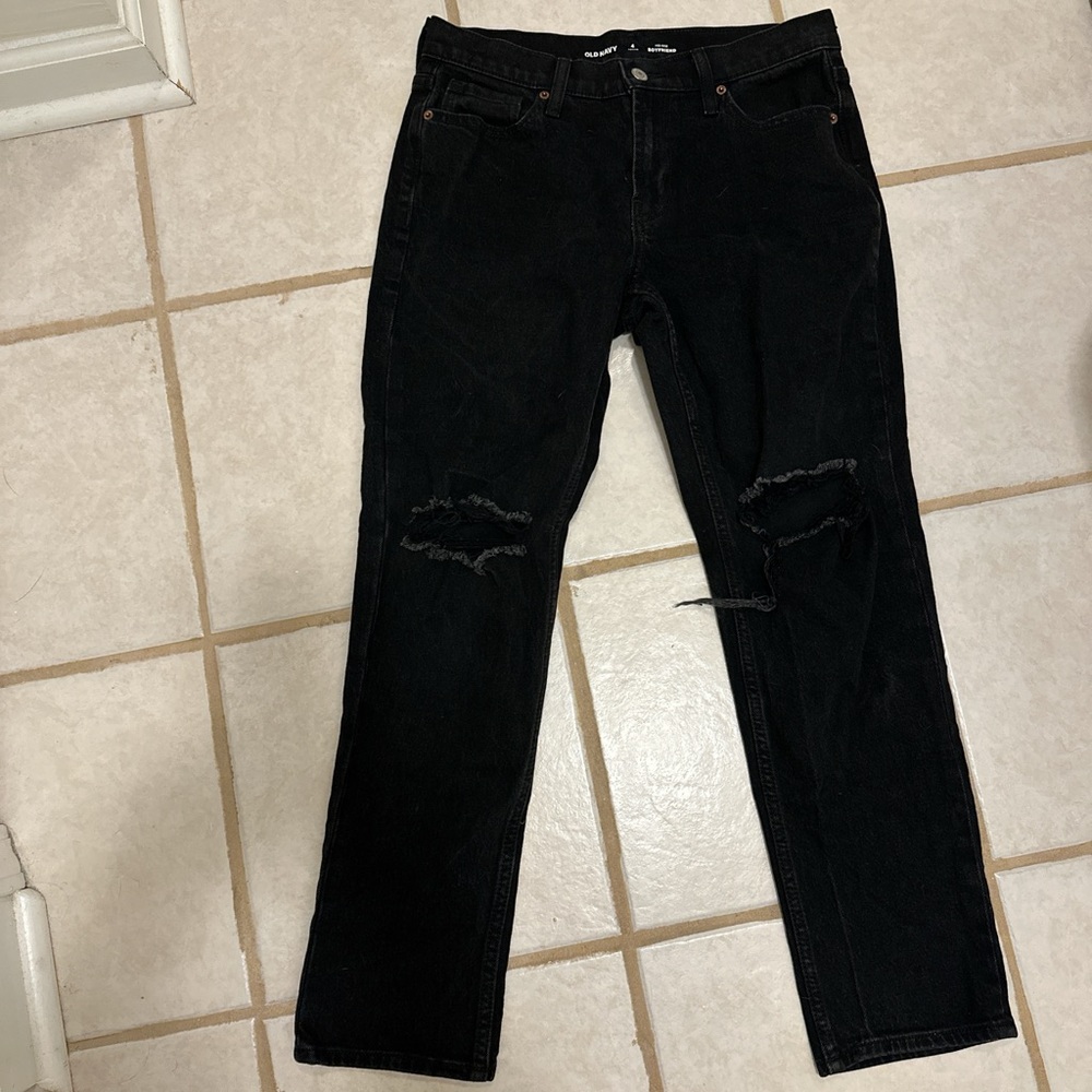 Women’s Black Distressed Jeans